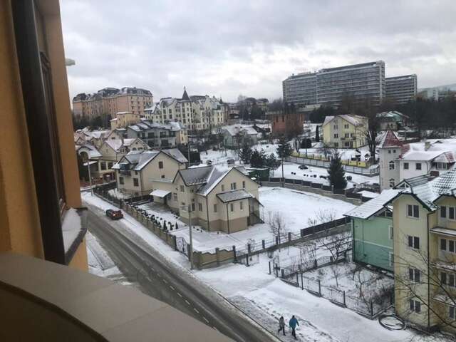 Апартаменты Apartment on Roksolyany 16 дом 2018г 300 м к бювету центр Трускавец-28